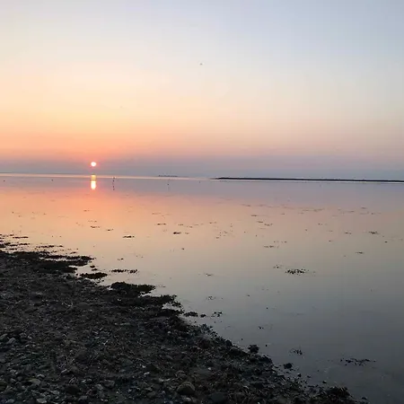 With Sea View On Stryno Apartment
