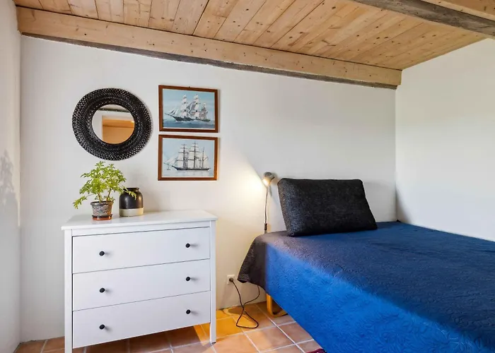 Appartamento With Sea View On Stryno *