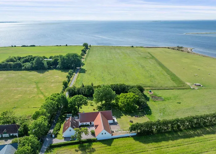 Appartamento With Sea View On Stryno *